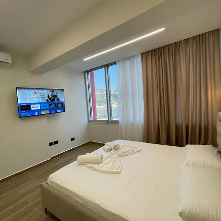 아파트 Glass House Vlorë