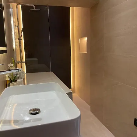 Glass House Apartmán Vlorë